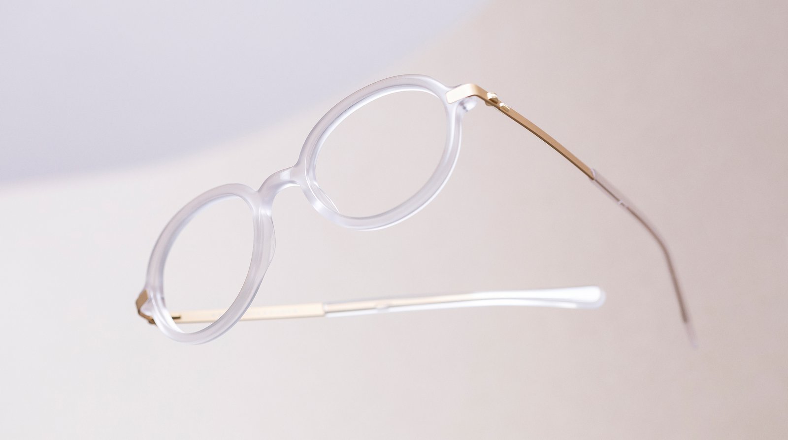 Briller fra VAERK fra artiklen The Best Independent Eyewear Brands udgivet af FAVR the premium eyewear finder.